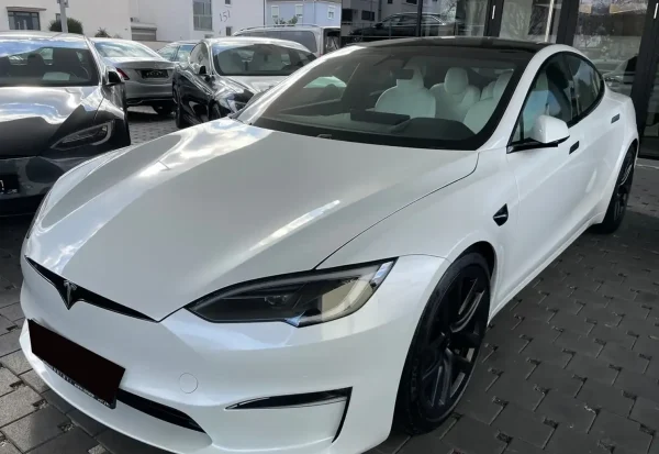 10.000 Peşinatla Senetle Araba Tesla Model S 2023 Model 7.500 KM